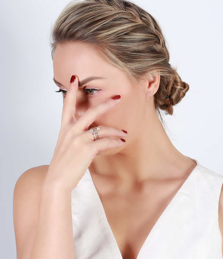 Women's Unique Designed Zircon/Silver Ring Women's Unique Designed Zircon/Silver Ring