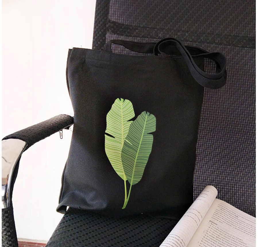 Women's Banana Leaf Print Canvas Tote Bag